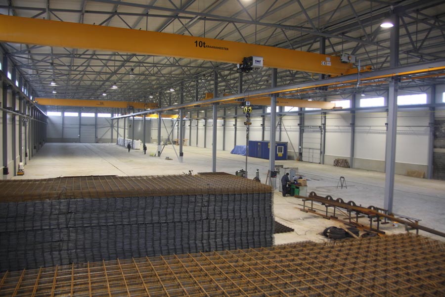 Trusses Frames Connections for building