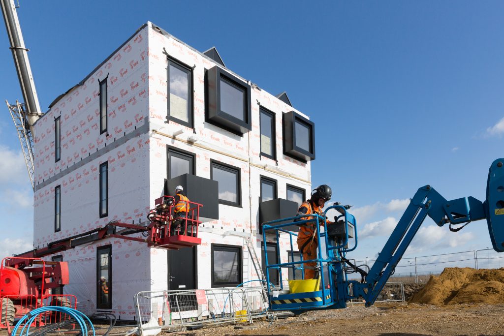 Modular apartment building